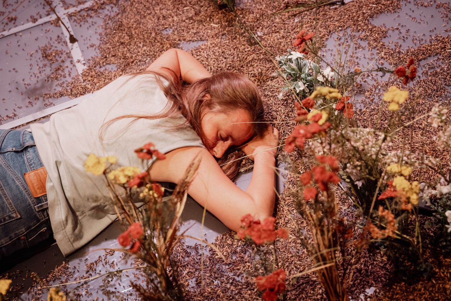 Olive dans les fleurs